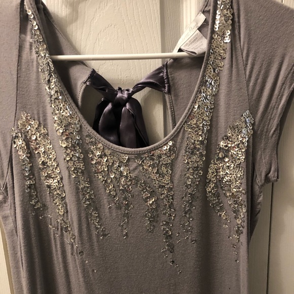 Sparkly tie in the back shirt - Picture 2 of 4